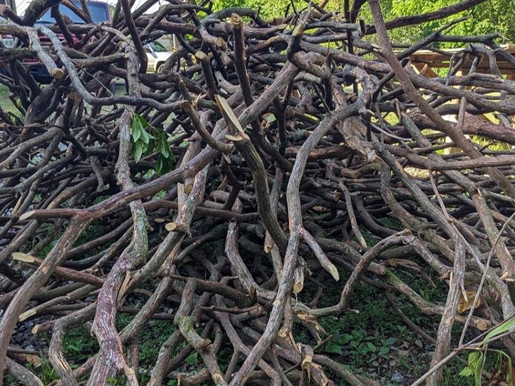 Products-Pile-of-Railing-Parts.jpg